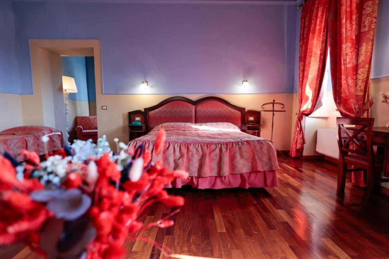 Hotel Corte Dei Tini Teramo Kültér fotó