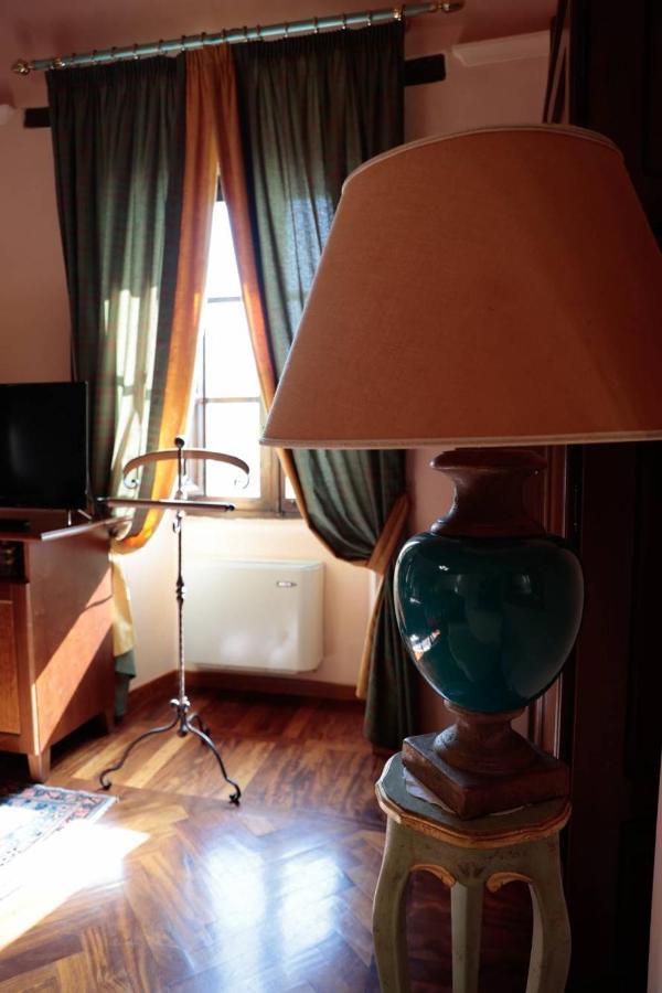 Hotel Corte Dei Tini Teramo Kültér fotó