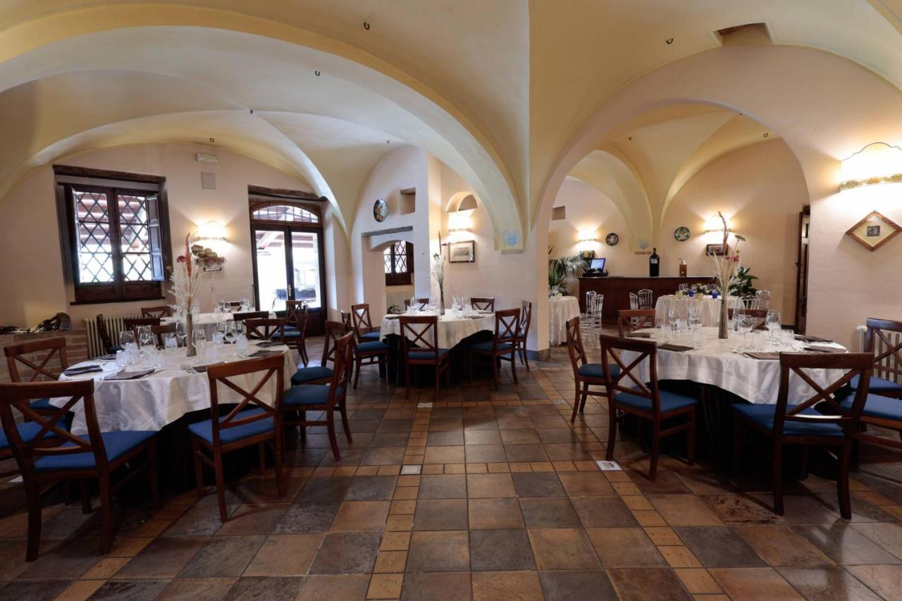 Hotel Corte Dei Tini Teramo Kültér fotó
