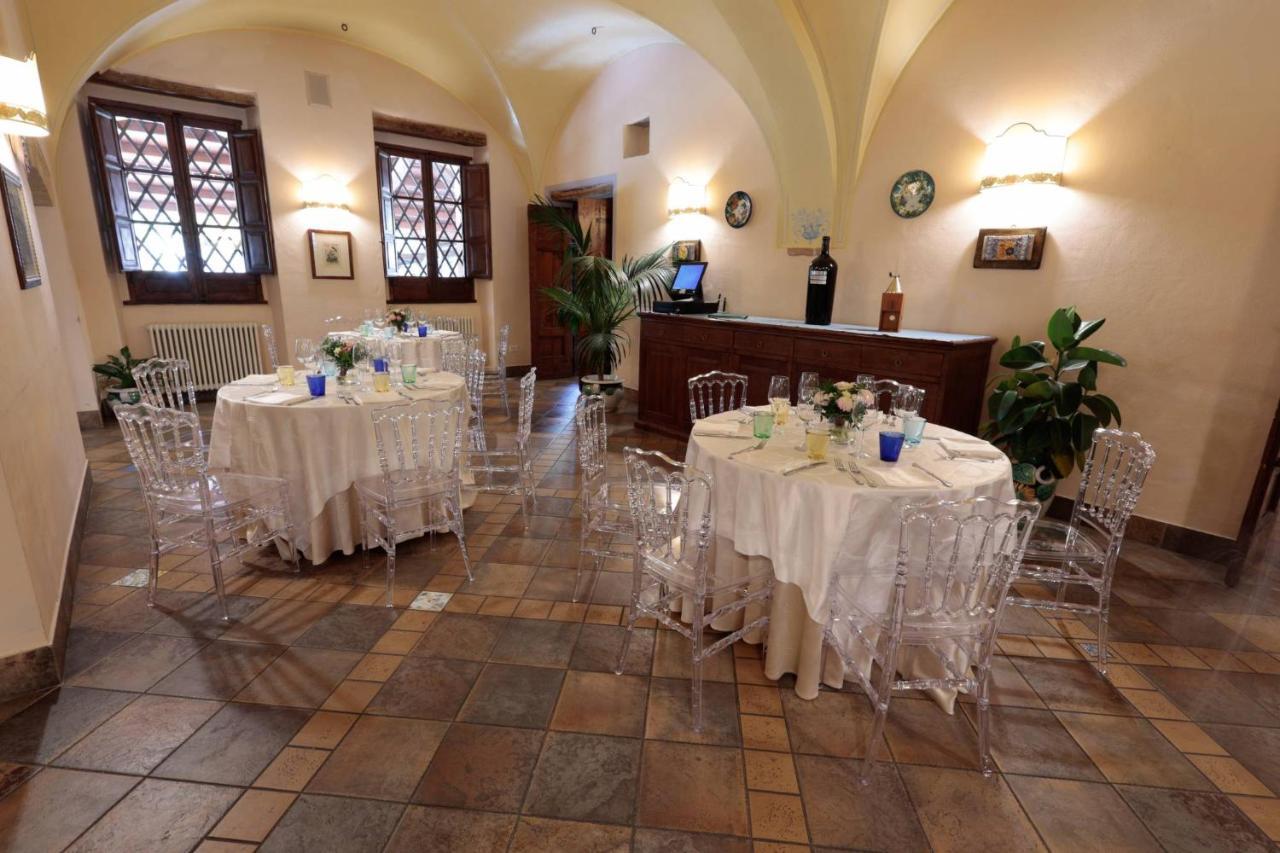 Hotel Corte Dei Tini Teramo Kültér fotó