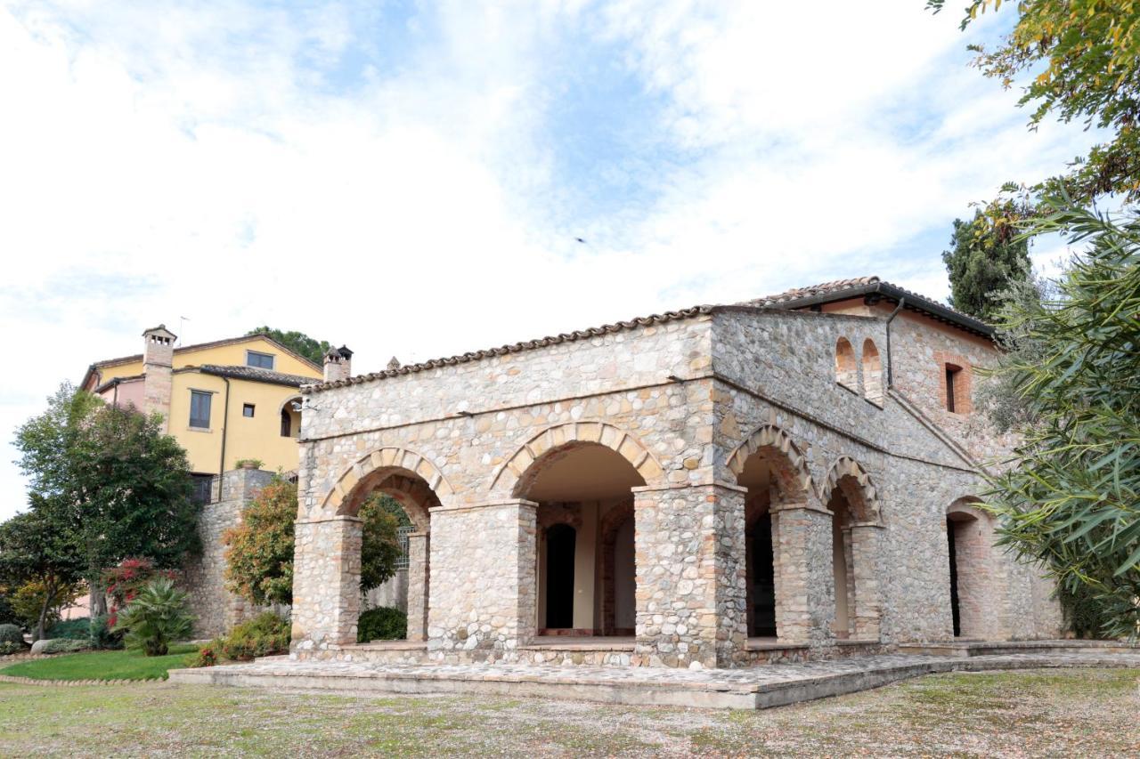 Hotel Corte Dei Tini Teramo Kültér fotó